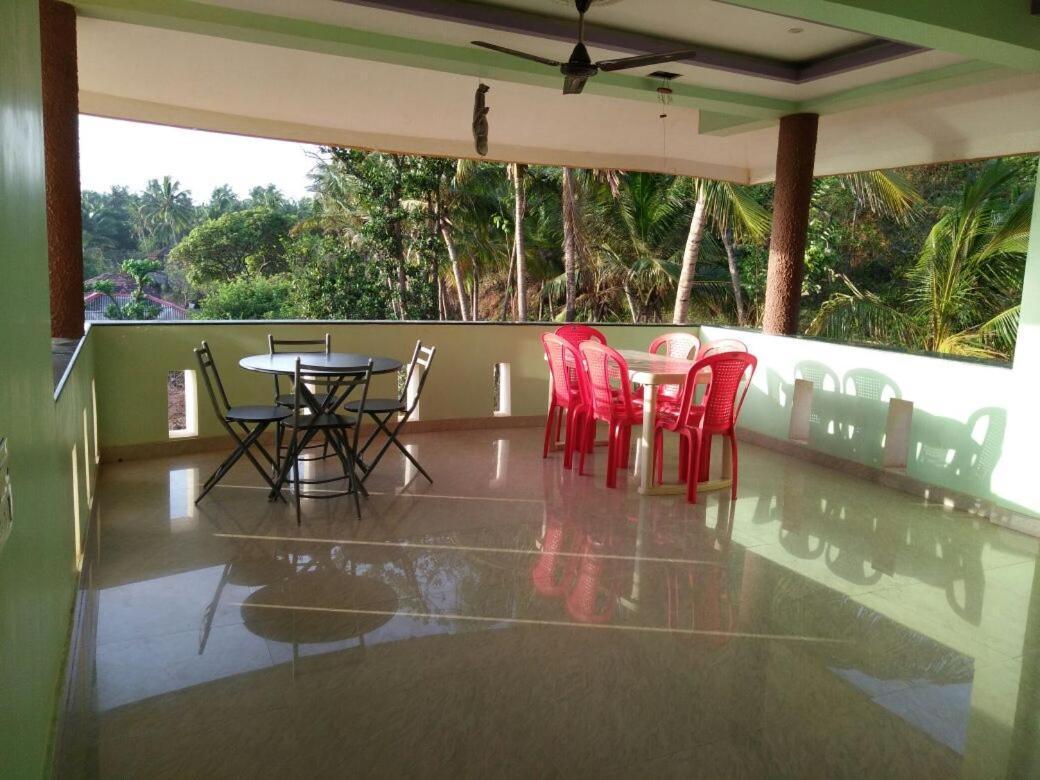 Saguntara Beach Homestay Vengurla Kültér fotó